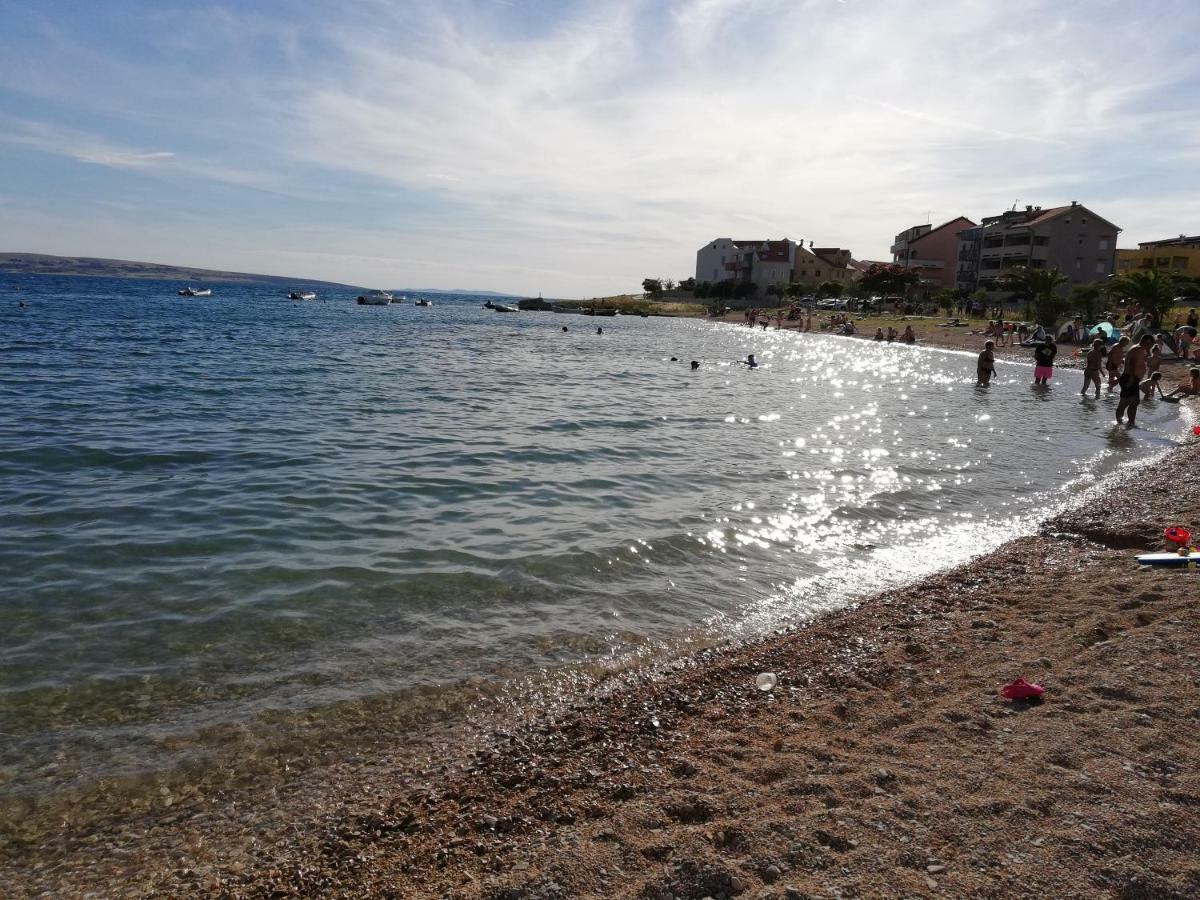 Apartmani Nena Povljana Exteriör bild